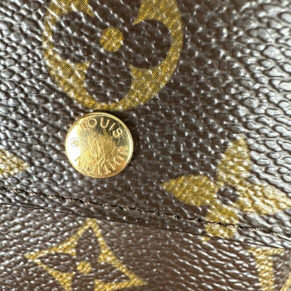 Louis Vuitton Monogram pouch Crossbody, shoulder bag with chain and bag charm - Picture 7 of 14